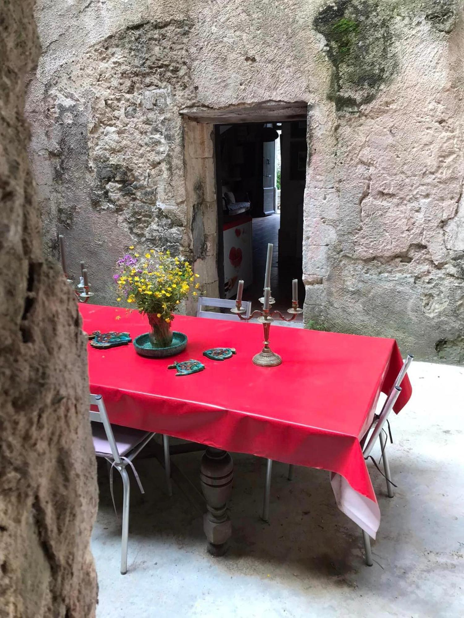 La Maison Joly Ménerbes Esterno foto